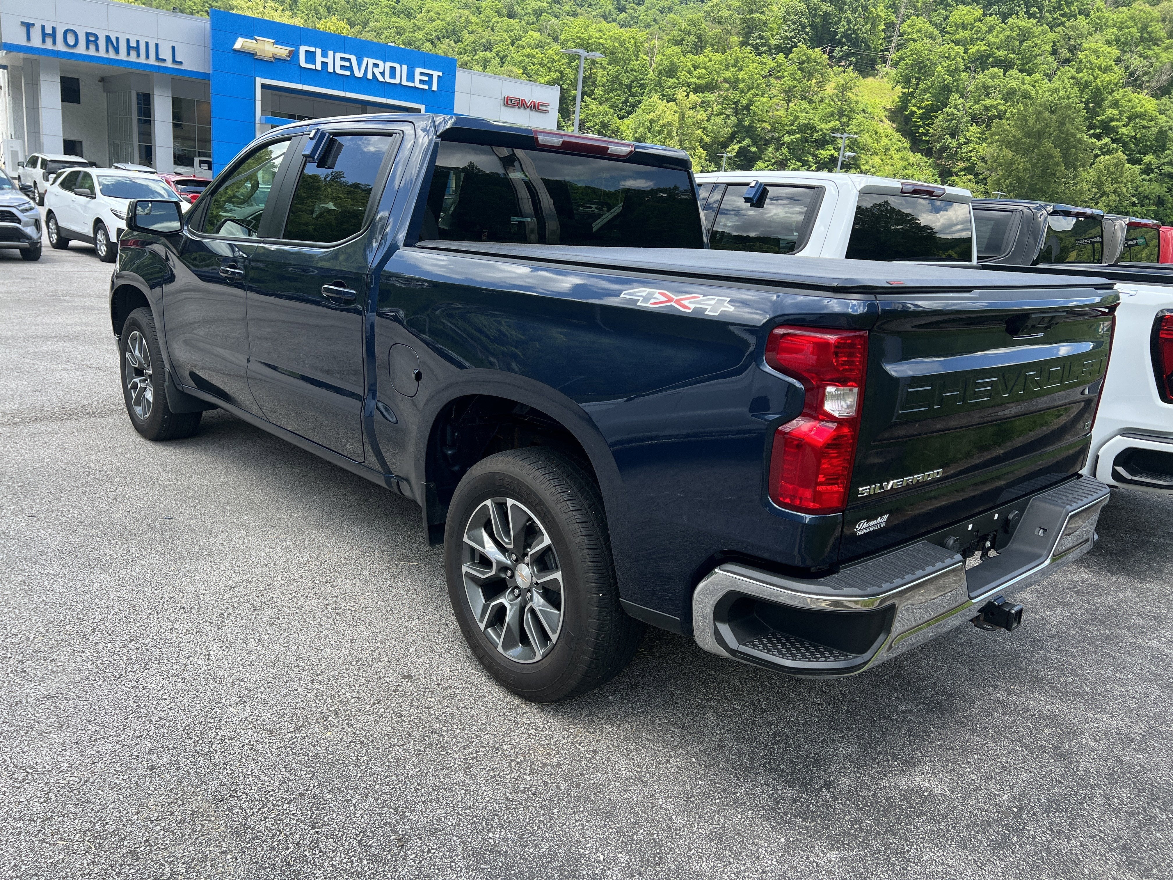 2023 Chevrolet Silverado 1500 LT (2FL)