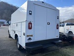 2025 GMC Savana Cutaway 3500 1WT