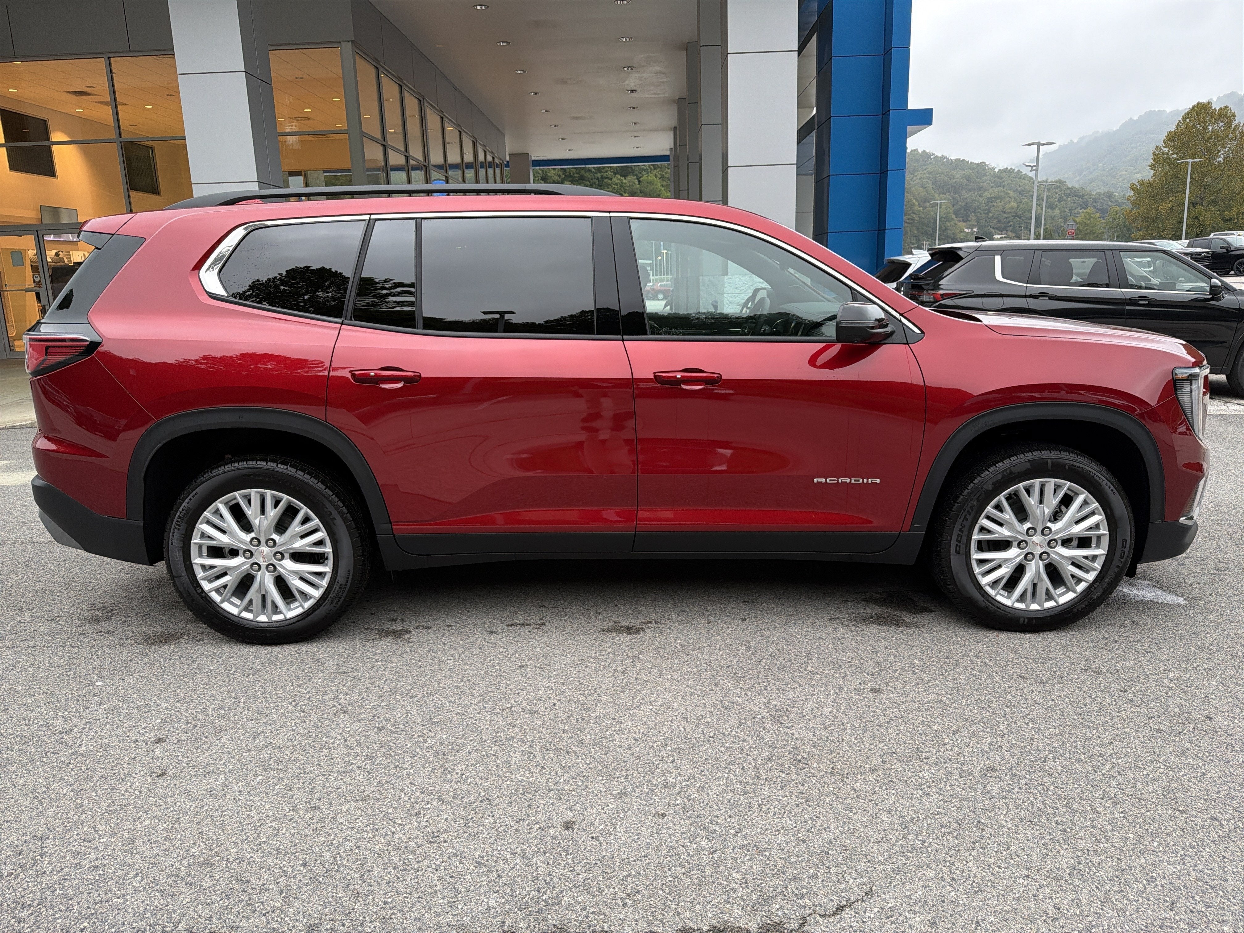 2027 GMC Acadia Elevation
