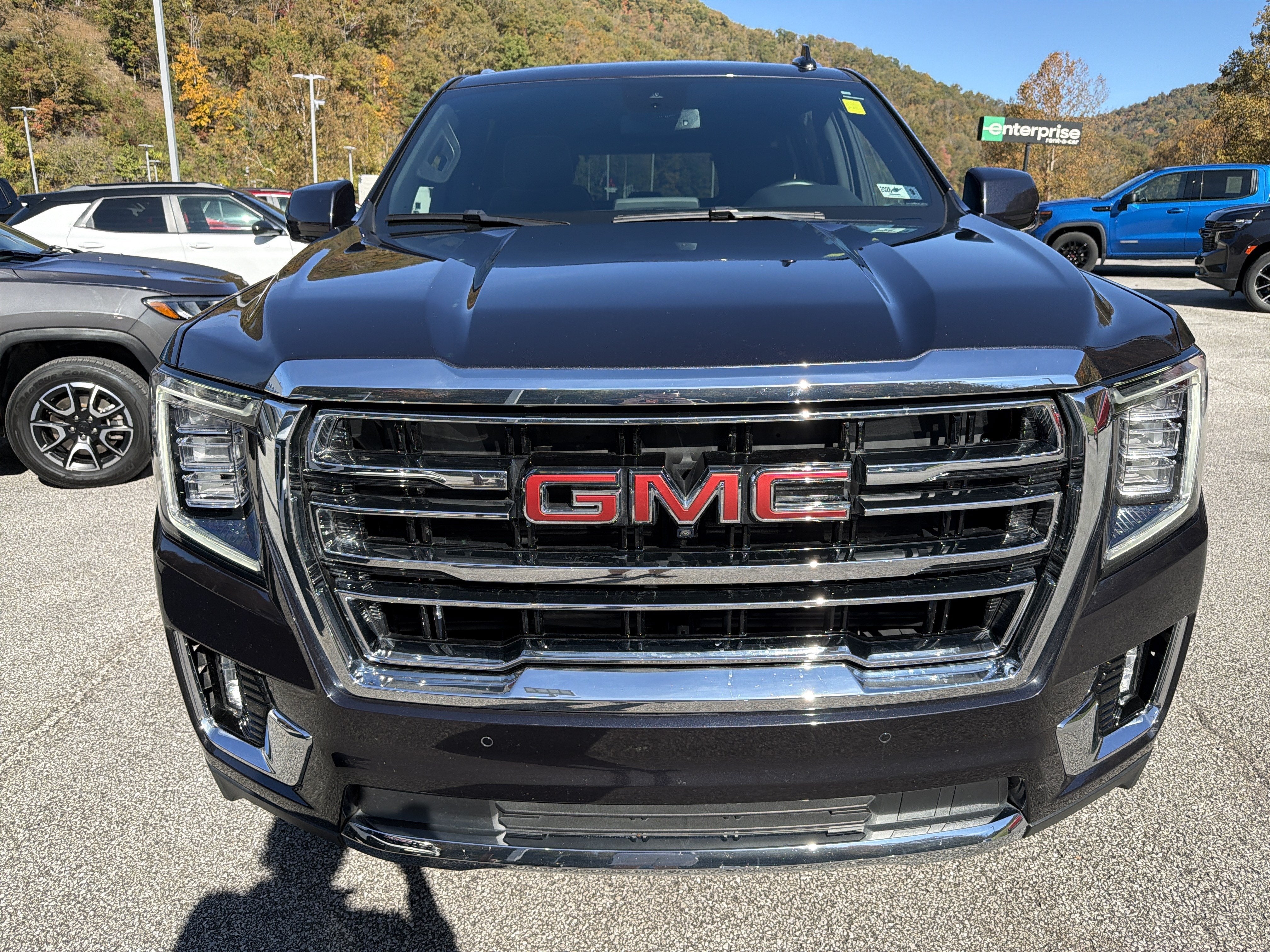 2024 GMC Yukon XL SLT