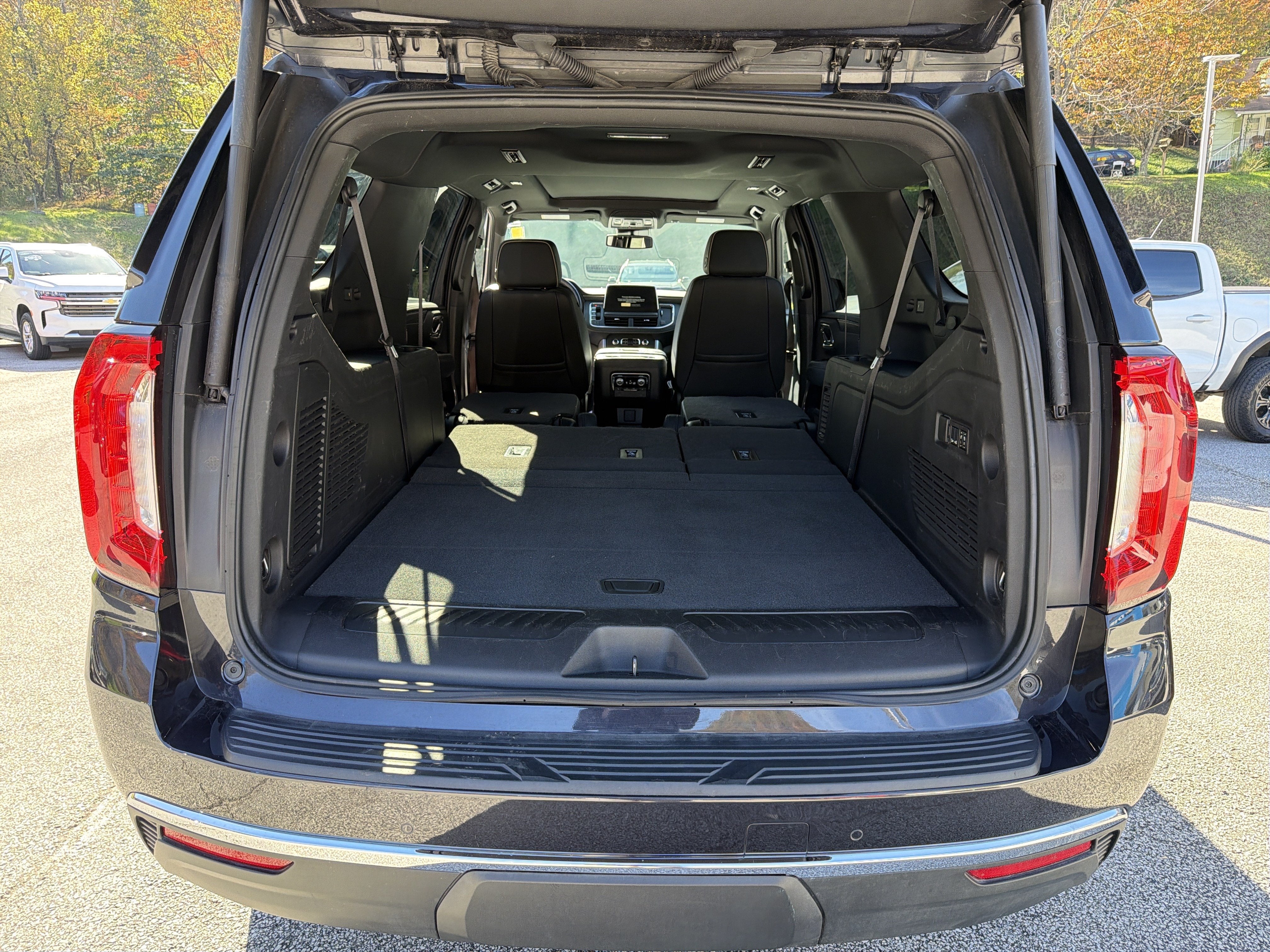 2024 GMC Yukon XL SLT