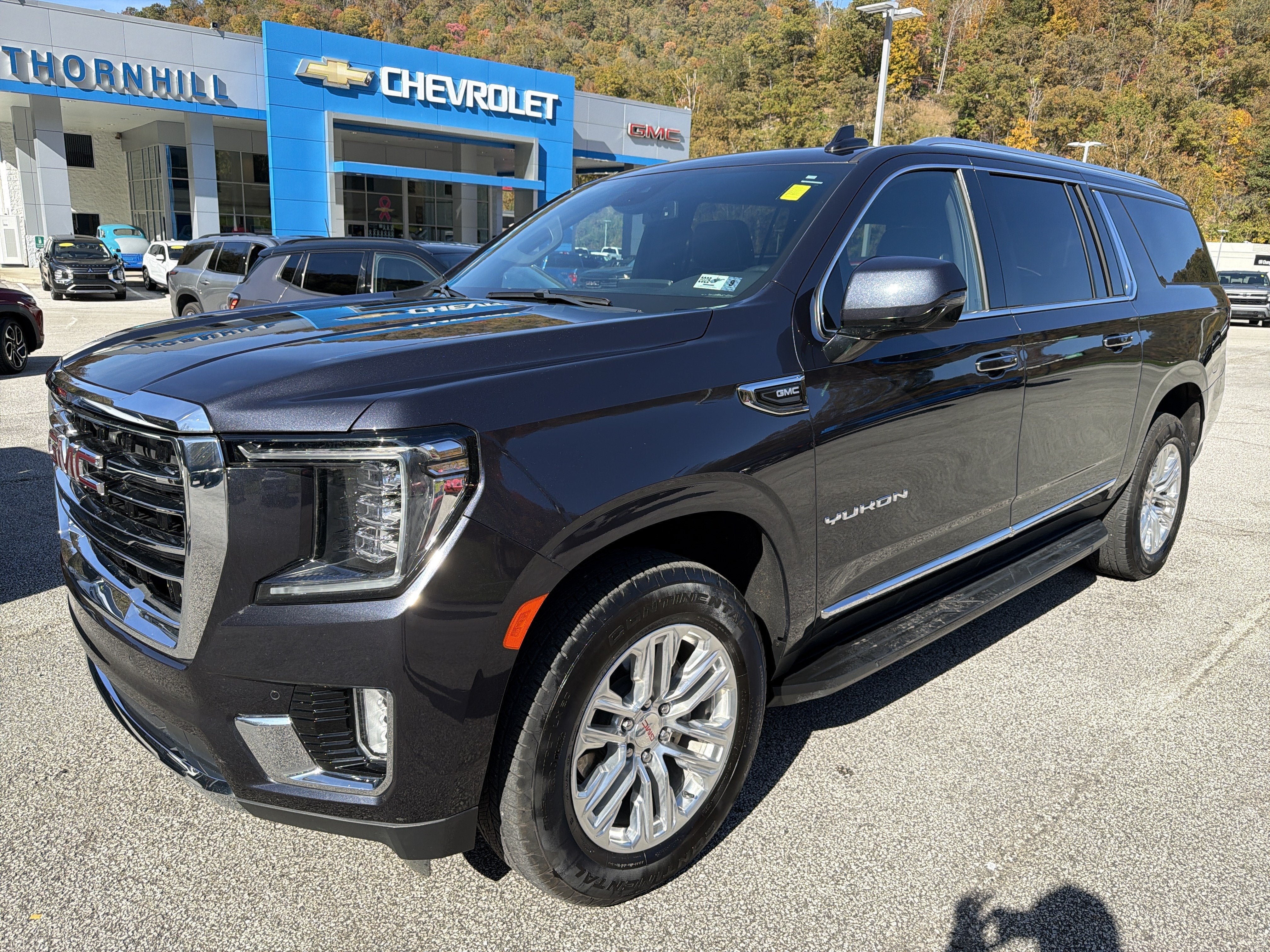 2024 GMC Yukon XL SLT