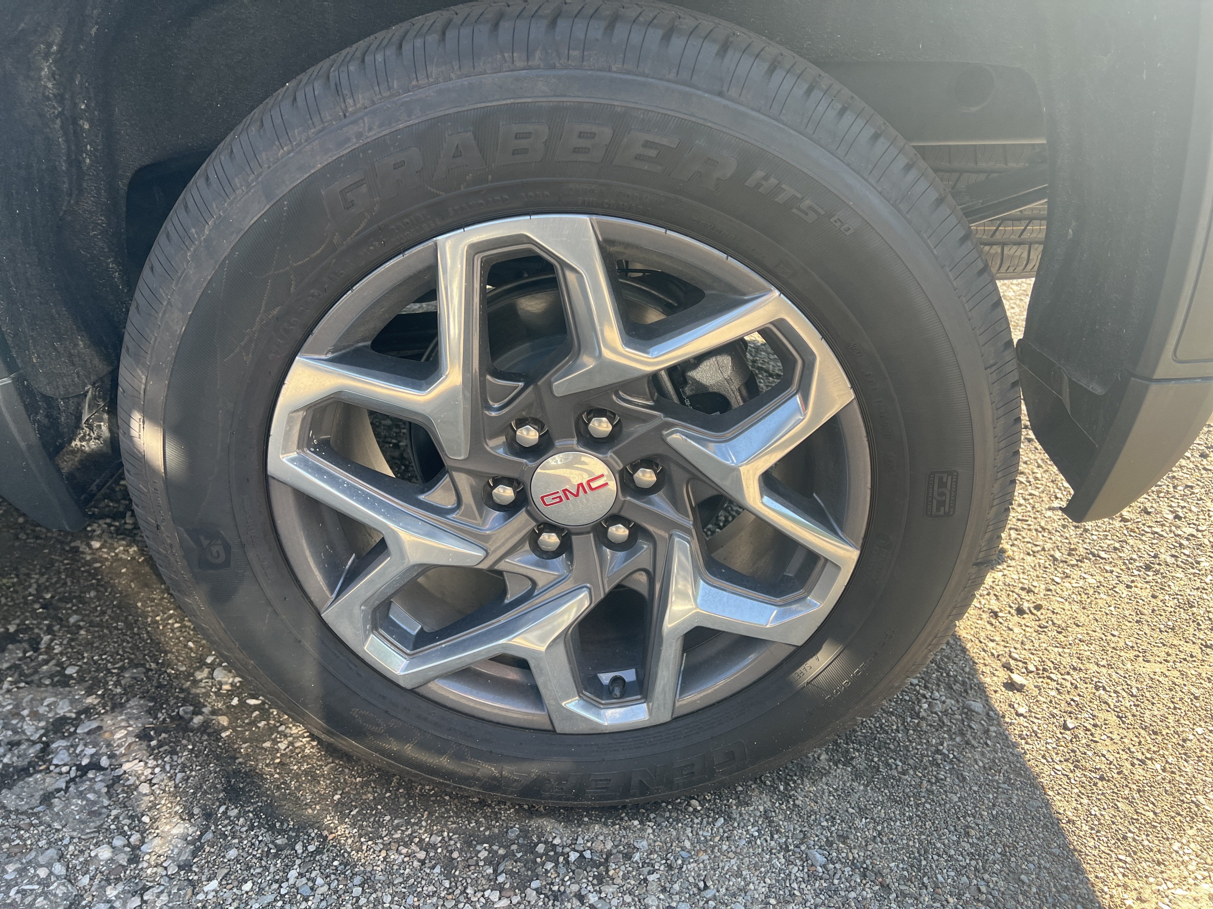 2026 GMC Sierra 1500 SLE - Photo 14