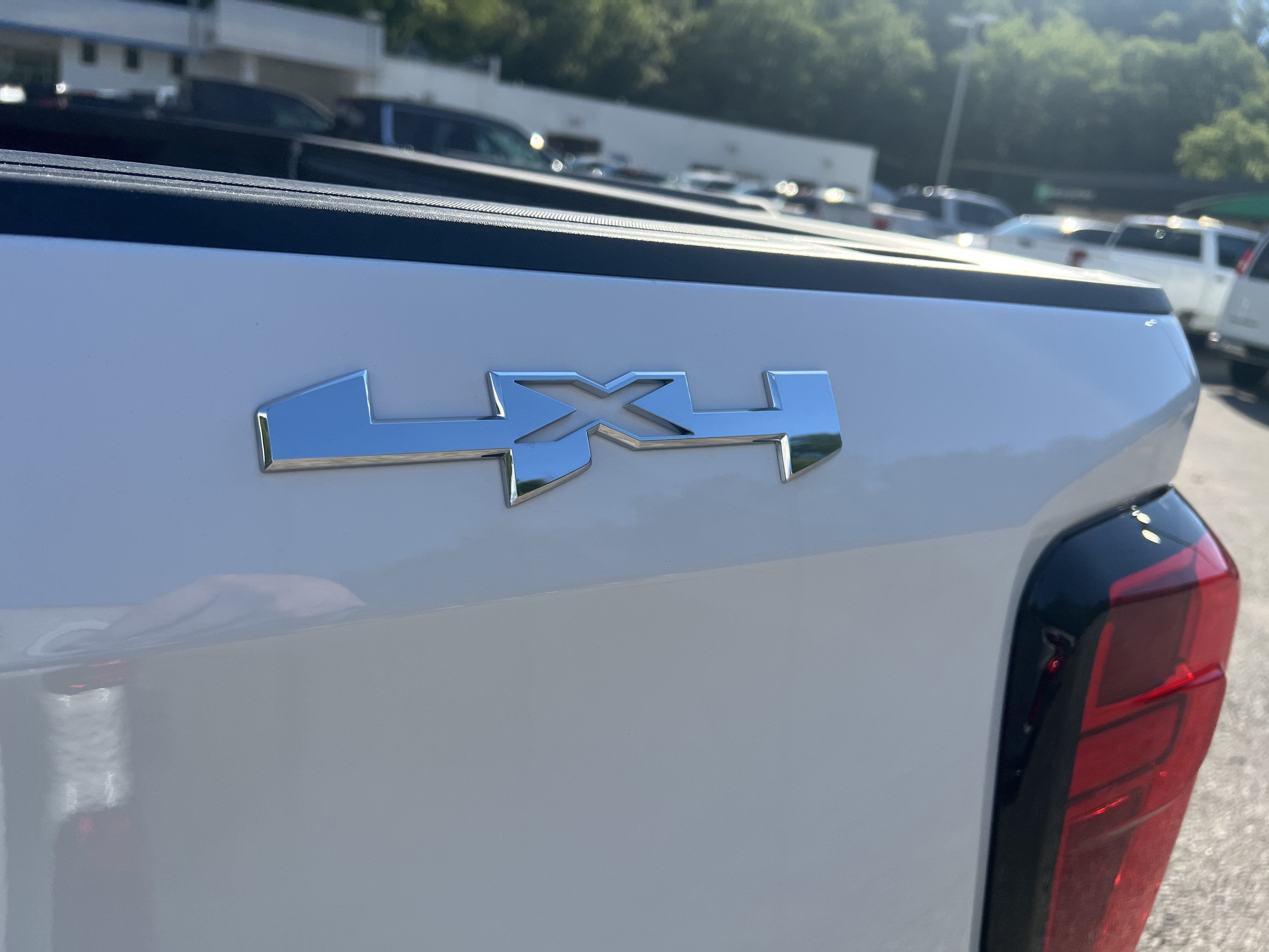 2026 GMC Sierra 1500 SLE - Photo 15