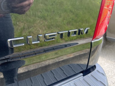 2023 Chevrolet Silverado 1500 Custom