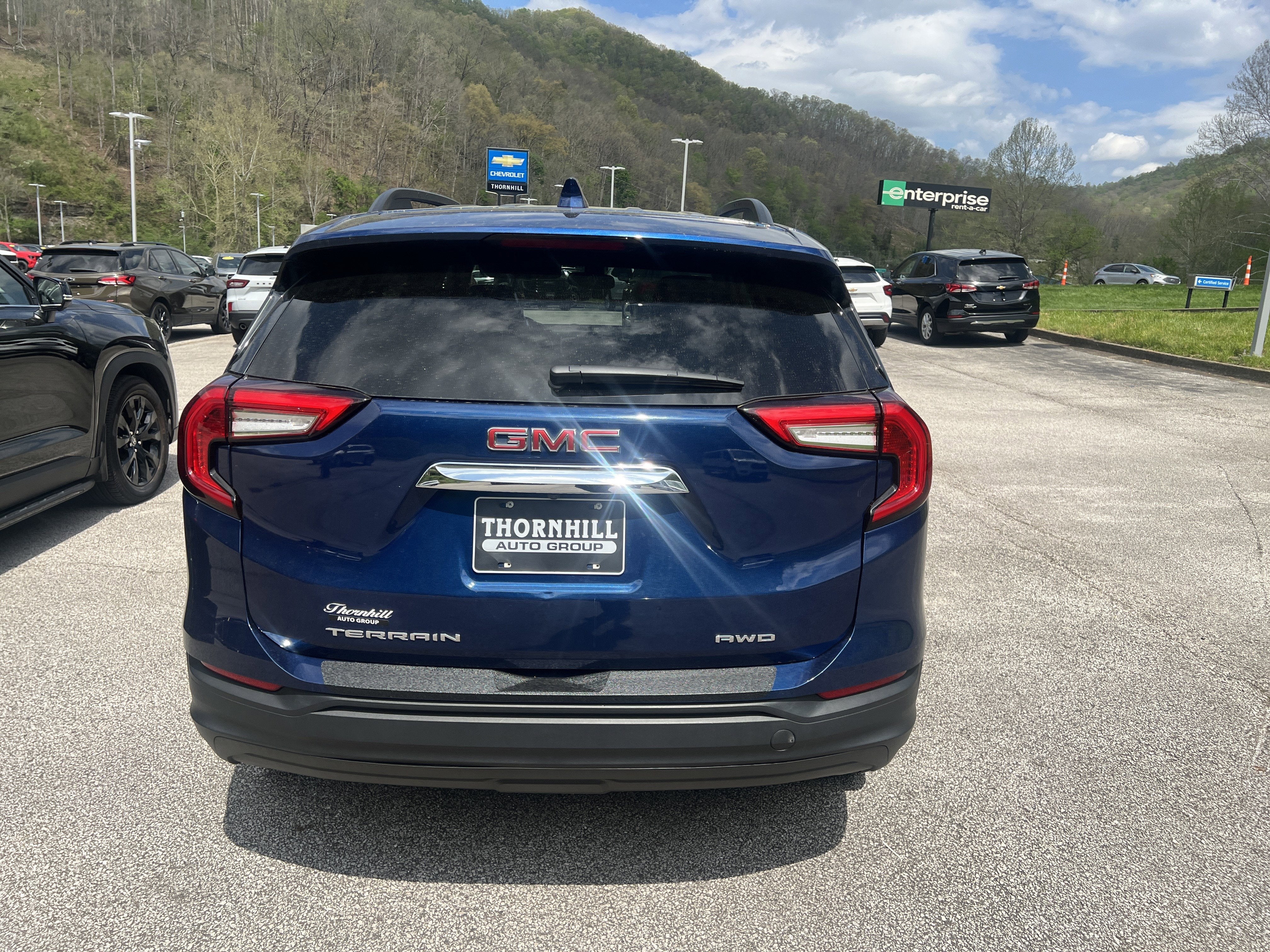 2022 GMC Terrain SLE