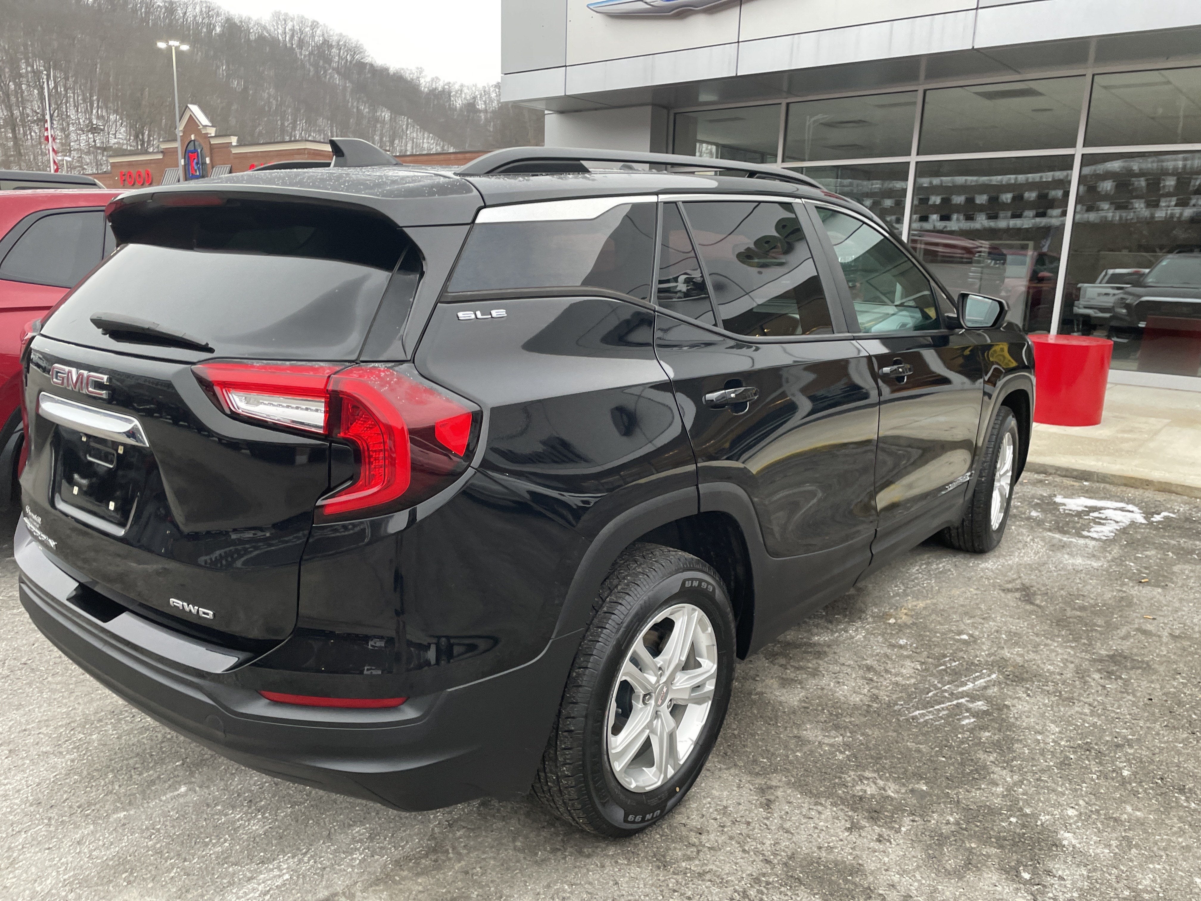 2022 GMC Terrain SLE