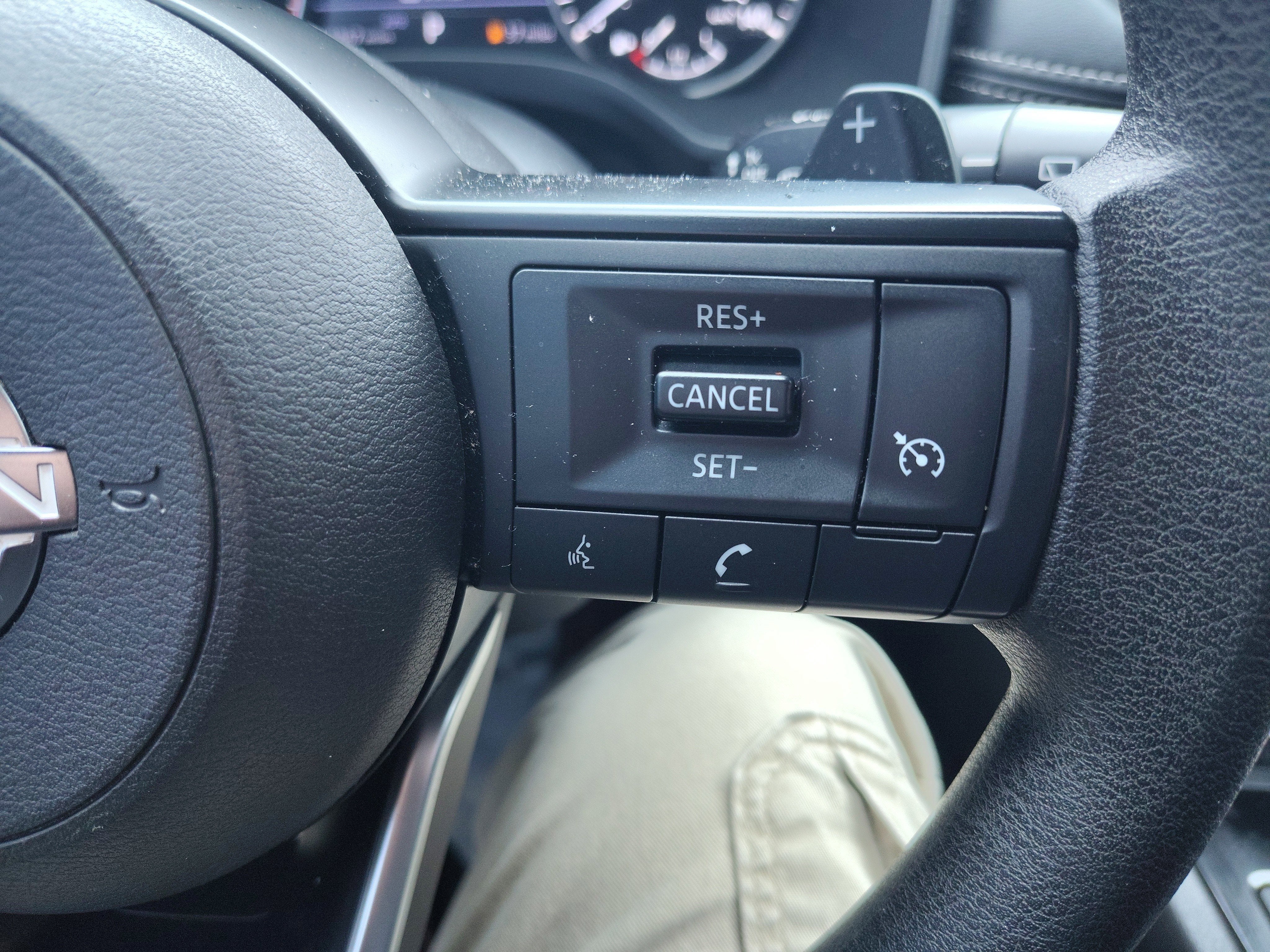 2022 Nissan Rogue S