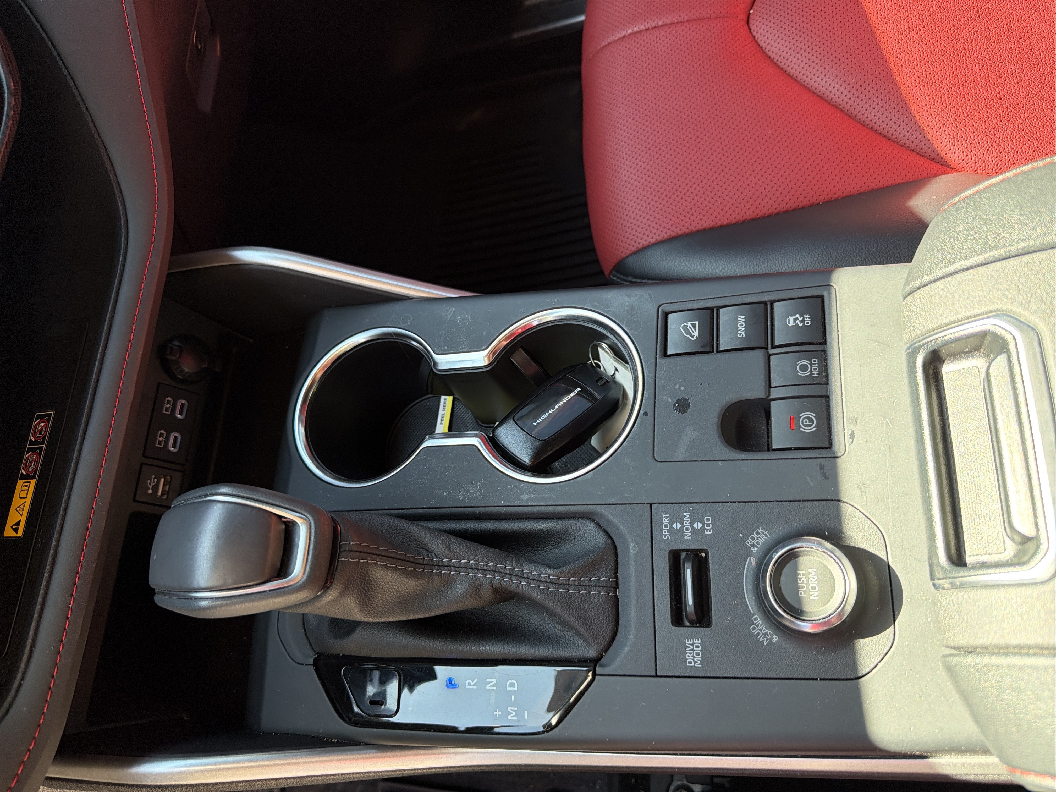 2025 Toyota Highlander XSE