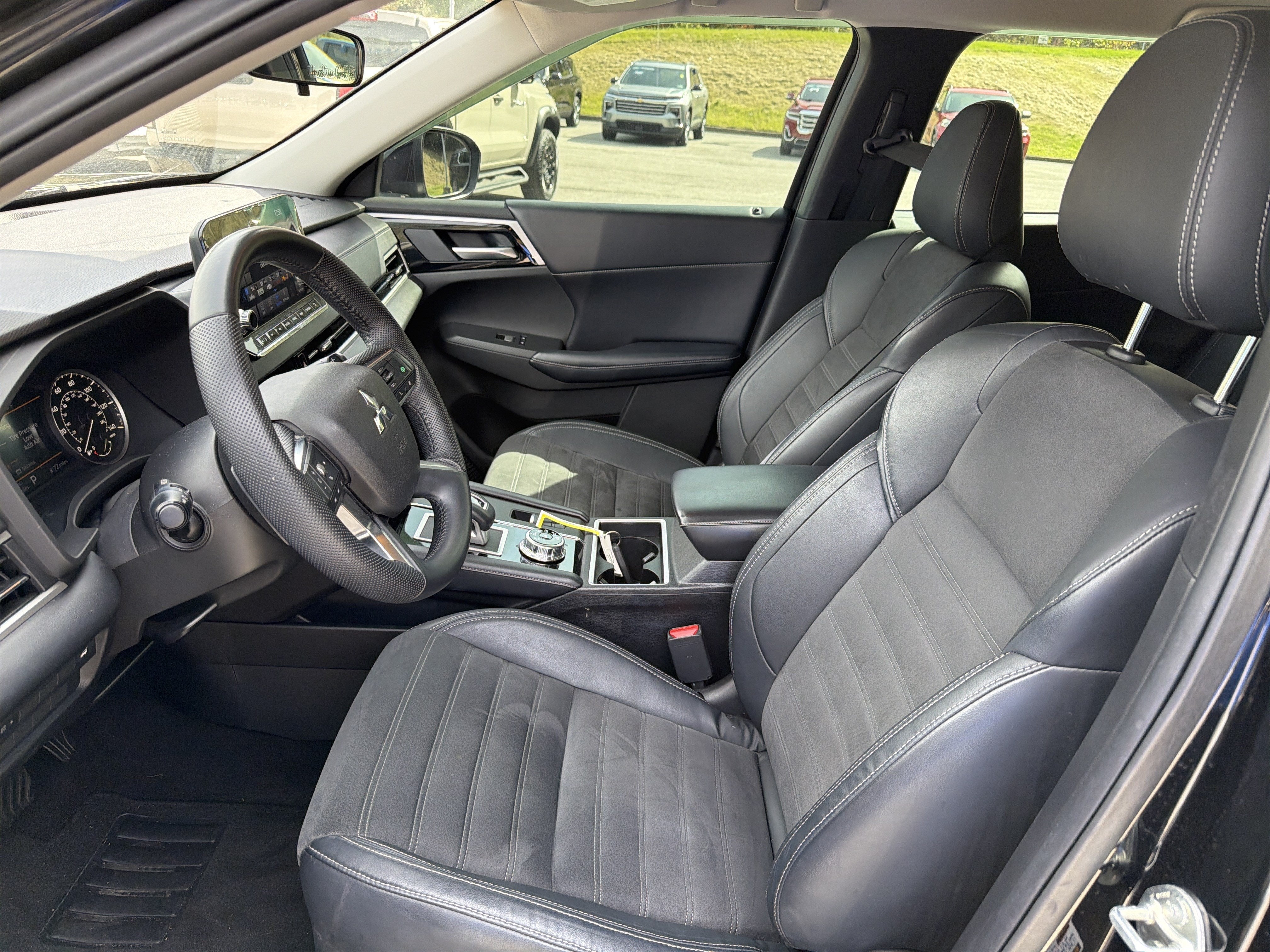 2023 Mitsubishi Outlander SE 2.5 S-AWC