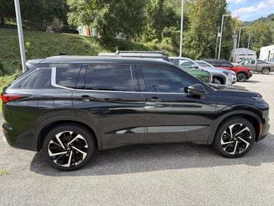 2024 Mitsubishi Outlander SEL